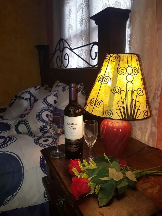 אנטיגואה גואטמלה Hotel La Casita De Roca מראה חיצוני תמונה